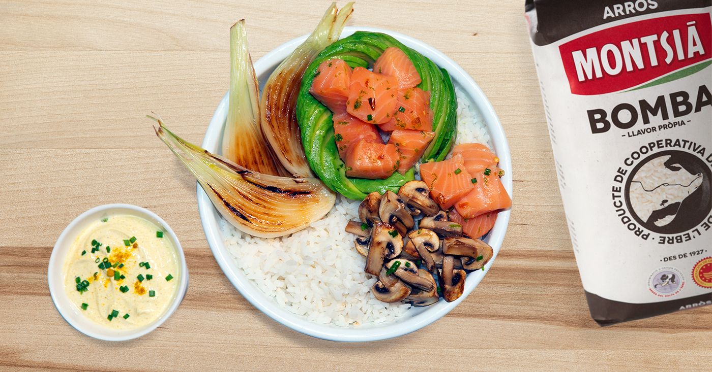 Bomba rice delta salmon poke bowl