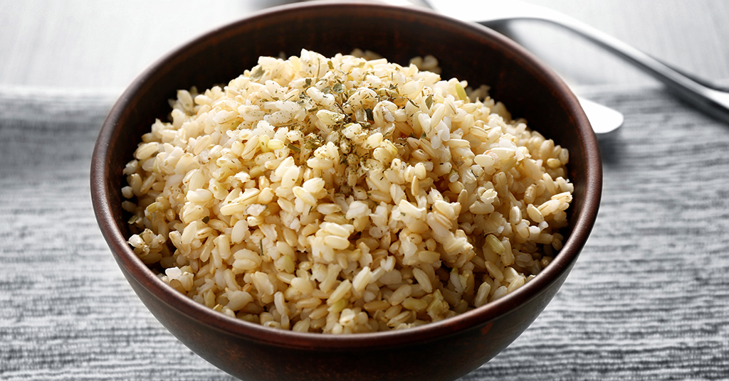 Com cuinar arròs integral: propietats, trucs i receptes