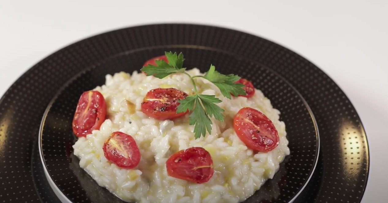 Leek risotto with gorgonzola and roasted tomatoes