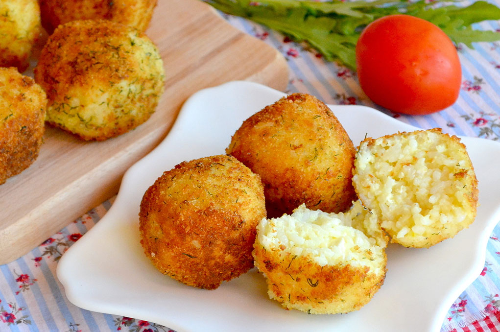 Rice and cheese croquette